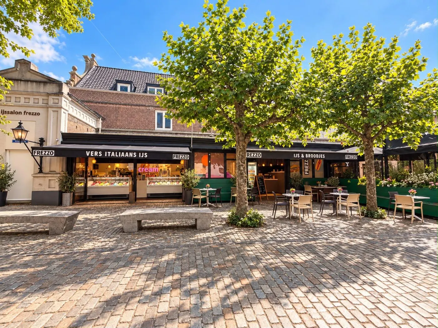 De ijssalon van Frezzo Den Bosch